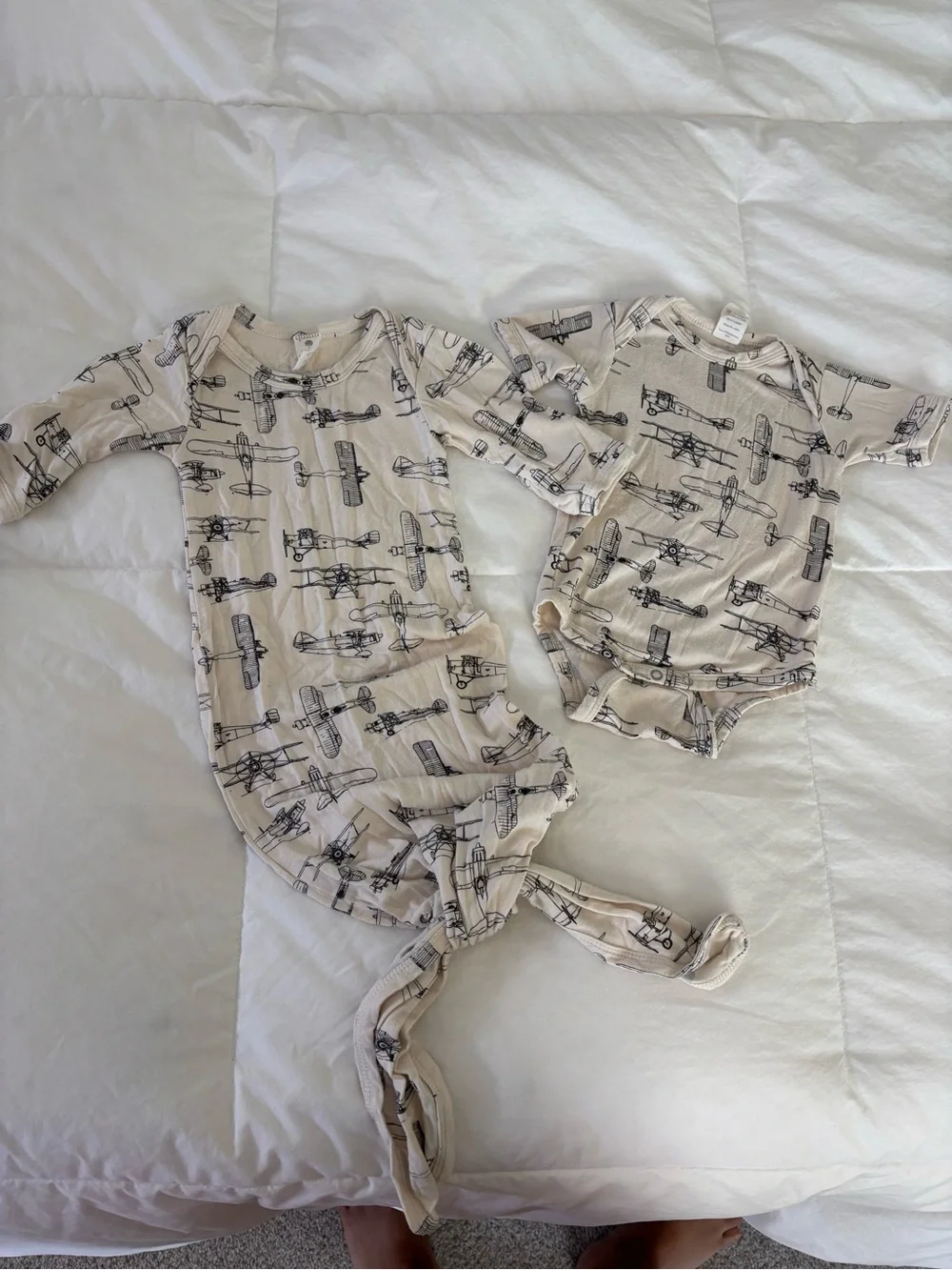 Kate Quinn Neutral Airplane Bundle of Onesie & Sleep Bag